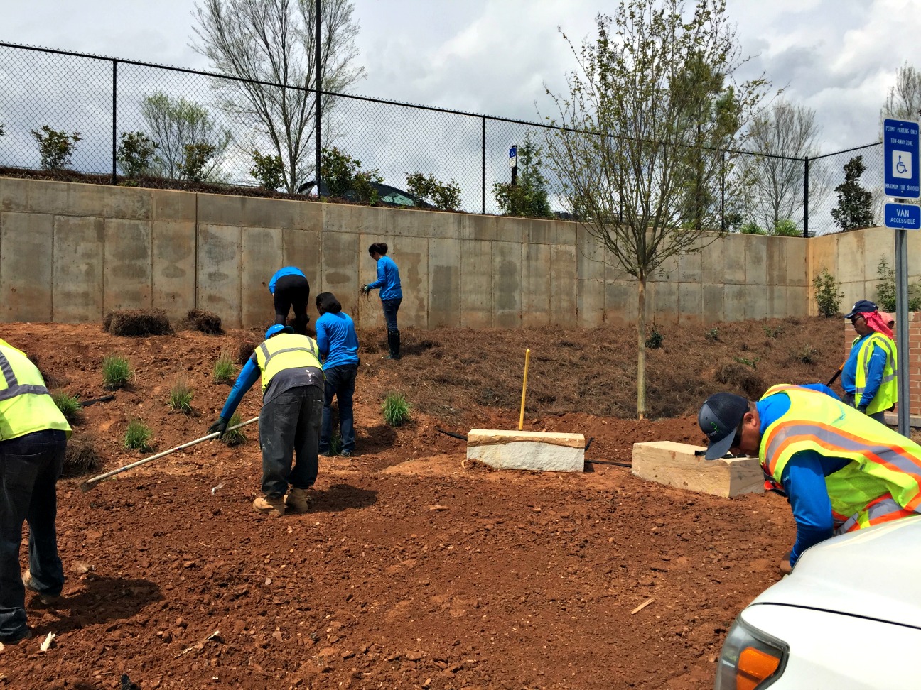 HomeAid Atlanta Honors Development Branch BrightView